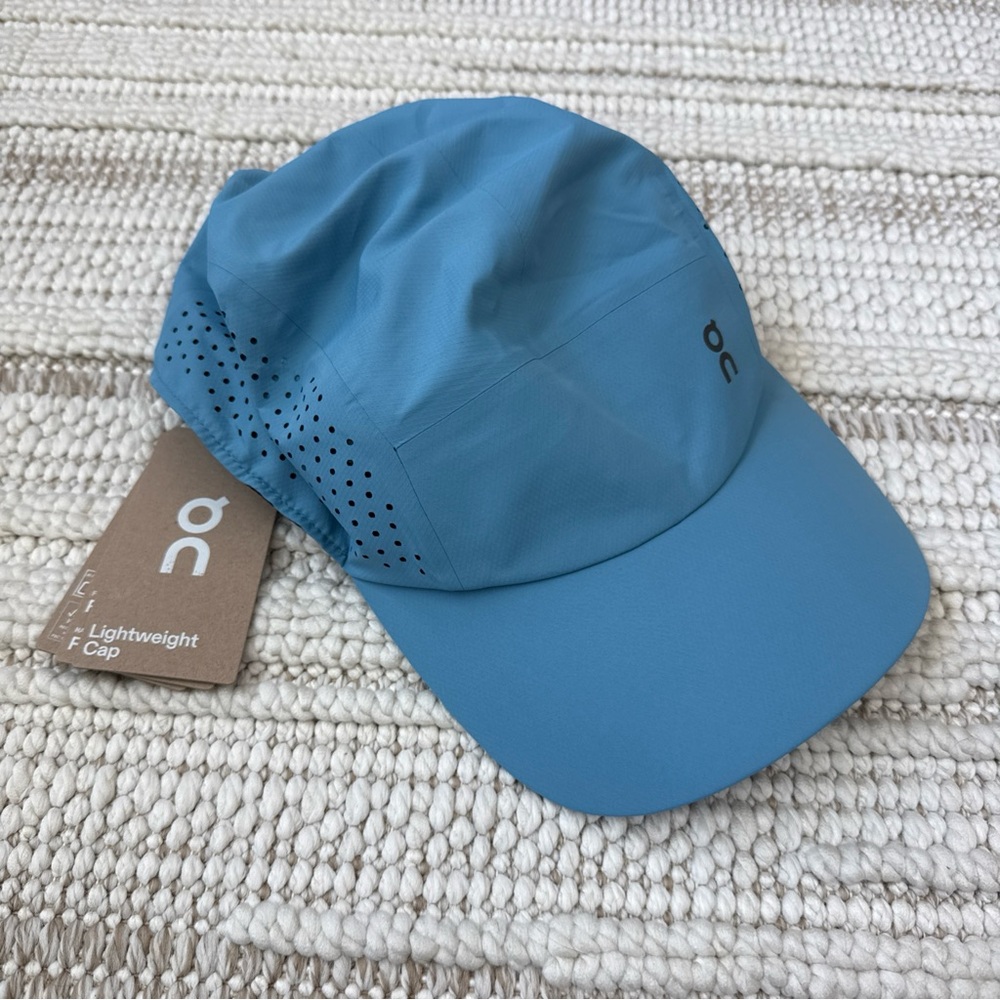 On Cloud Running Lightweight Performance Cap Hat … - image 1